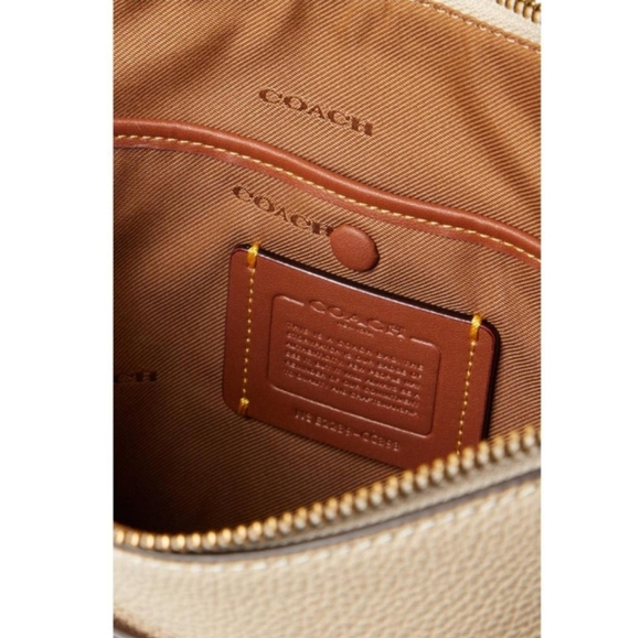 Coach Bolsa Chaise Crossbody Signature Embossed Off White New - Picture 4 of 5